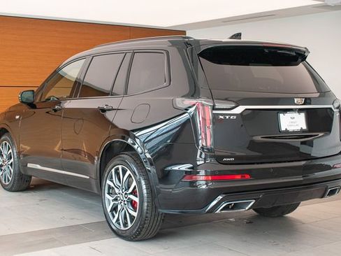 Used 2023 Cadillac XT6 Sport w/ LPO, Floor Liner Package AWD/4WD image 8