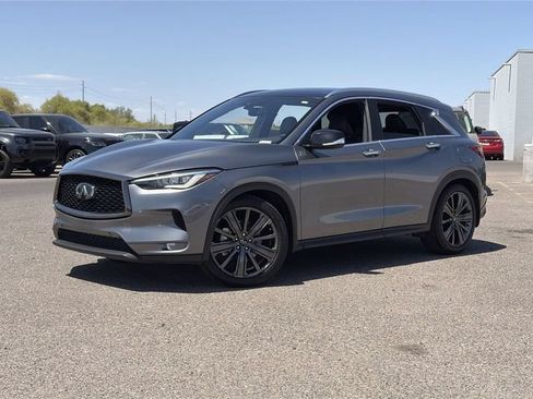 Used 2020 INFINITI QX50 Essential w/ Edition 30 Package FWD image 2