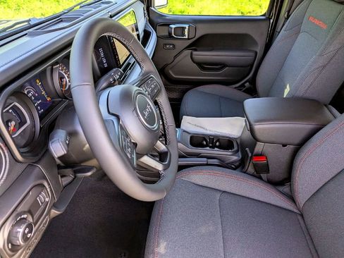 New 2025 Jeep Wrangler Rubicon image 6