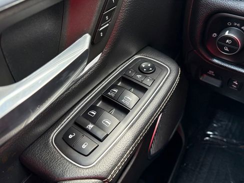 Used 2019 RAM 1500 Laramie w/ Sport Appearance Package AWD/4WD image 21