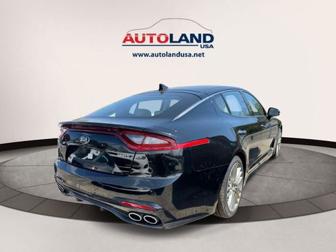 Used 2018 Kia Stinger RWD image 3