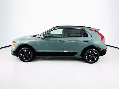 New 2025 Kia Niro Wind image 8