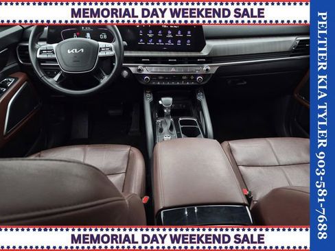 Certified 2023 Kia Telluride EX w/ EX Captain's Chair Package FWD image 33