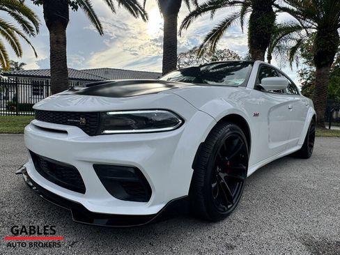 Used 2022 Dodge Charger Scat Pack RWD image 13