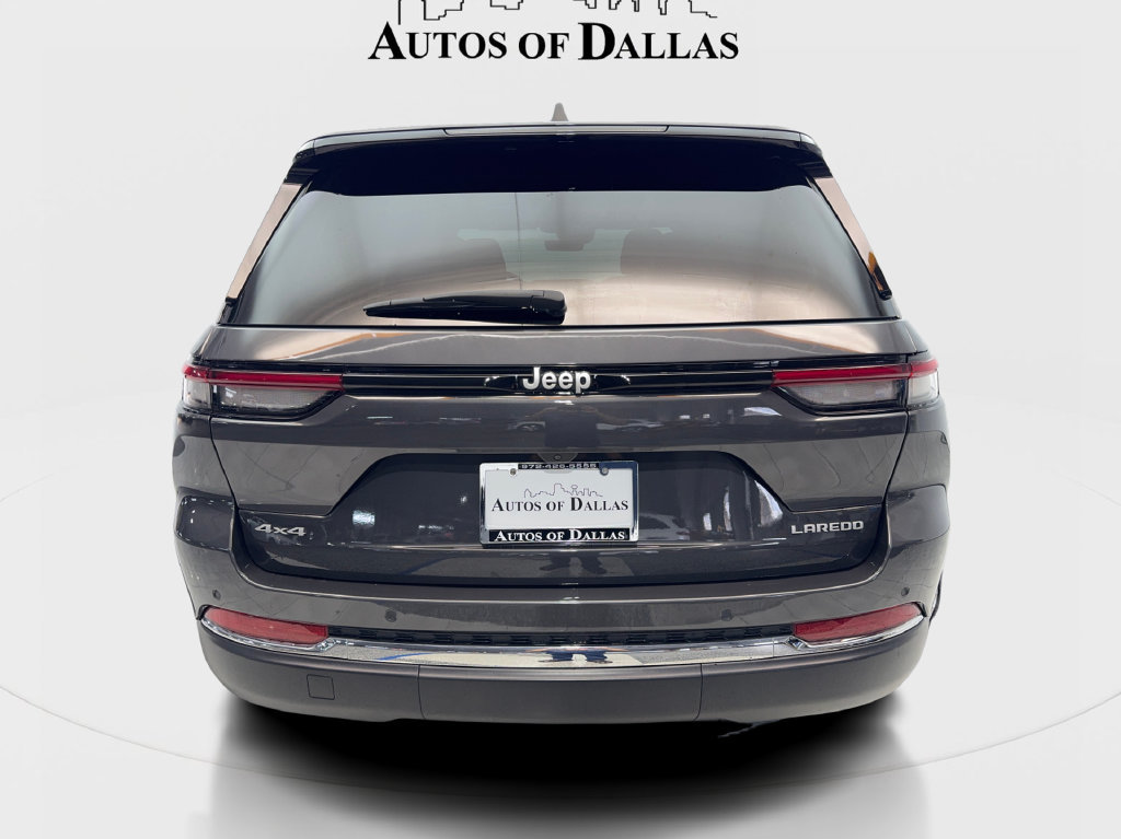 Used 2025 Jeep Grand Cherokee Laredo X AWD/4WD image 8