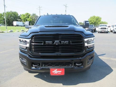 Used 2023 RAM 3500 Laramie AWD/4WD image 15