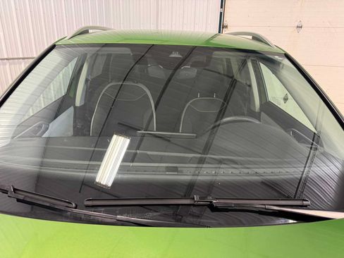 Certified 2026 Volkswagen Taos SE AWD/4WD image 14