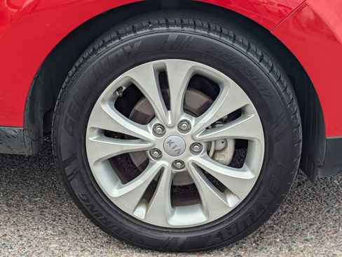 Used 2016 Kia Soul + image 7