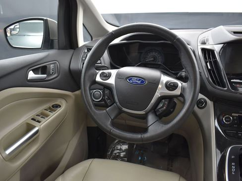 Used 2016 Ford C-MAX Energi SEL image 17