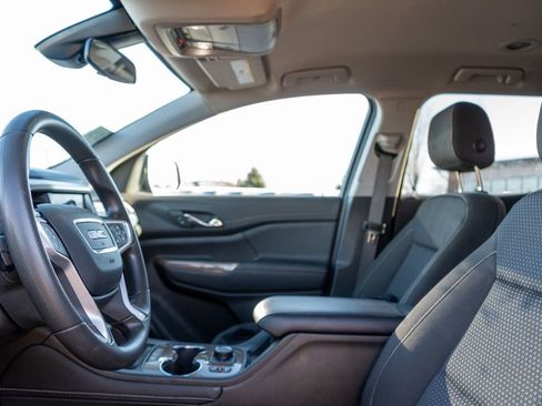 Used 2023 GMC Acadia SLE w/ Driver Convenience Package image 26