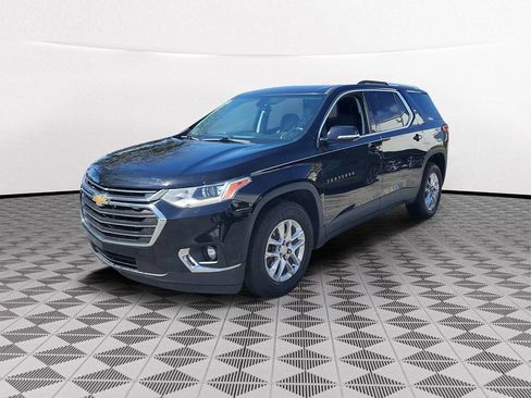 Used 2018 Chevrolet Traverse LT image 3