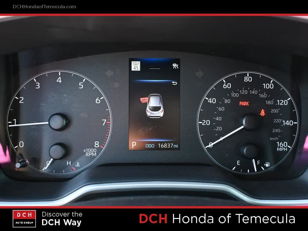Used 2025 Toyota Corolla SE w/ SE Package FWD image 7
