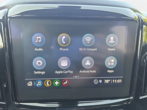 Used 2023 Chevrolet Traverse LT w/ LPO, Floor Liner Package FWD image 21