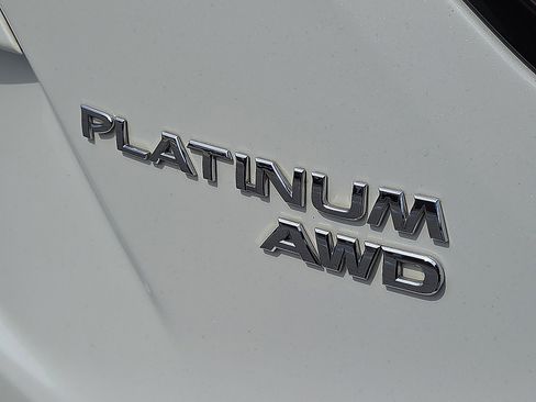 Used 2018 Nissan Murano Platinum w/ Cargo Package AWD/4WD image 8