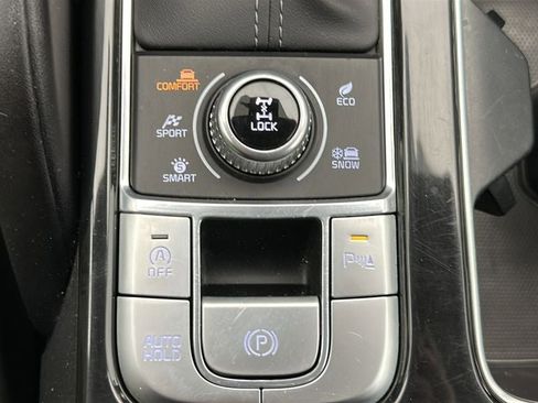 Used 2025 Kia Telluride S AWD/4WD image 24