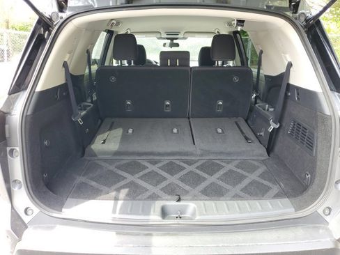 Certified 2022 Nissan Pathfinder SV AWD/4WD image 29