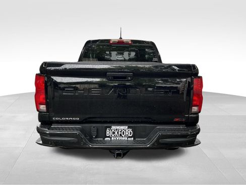 Used 2023 Chevrolet Colorado Z71 w/ Z71 Convenience Package 2 AWD/4WD image 8