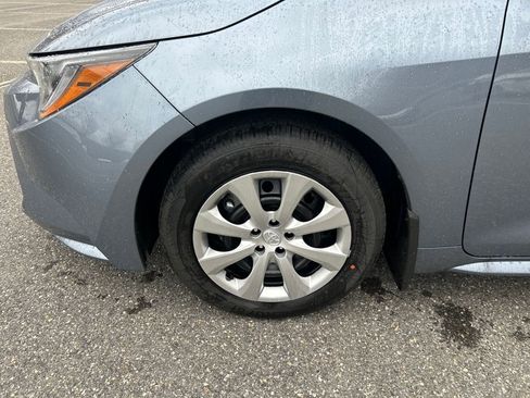 New 2026 Toyota Corolla LE image 28