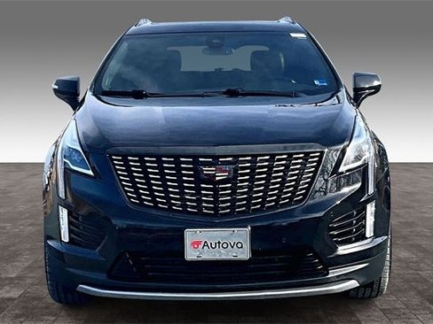 Used 2022 Cadillac XT5 Premium Luxury image 2