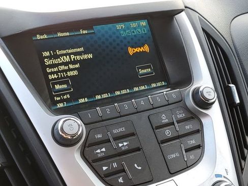 Used 2017 Chevrolet Equinox LT w/ Convenience Package image 13