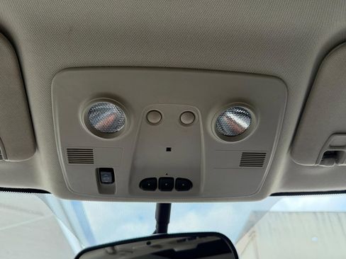 Used 2017 Buick Enclave Leather image 33