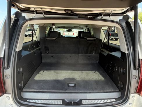 Used 2015 Chevrolet Suburban LT AWD/4WD image 24