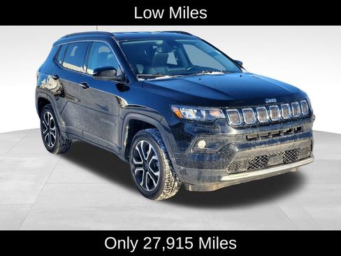 Used 2022 Jeep Compass Limited image 2
