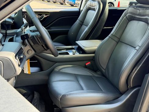 New 2026 Lincoln Aviator Reserve AWD/4WD image 15