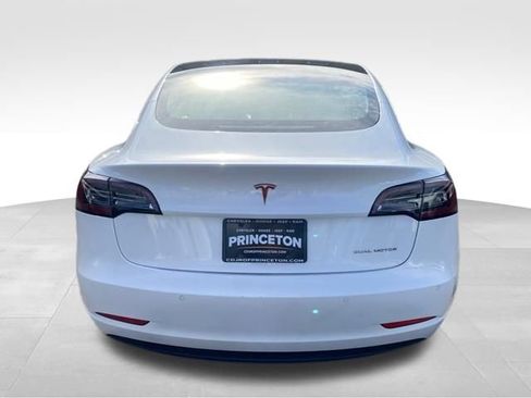 Used 2019 Tesla Model 3 image 5