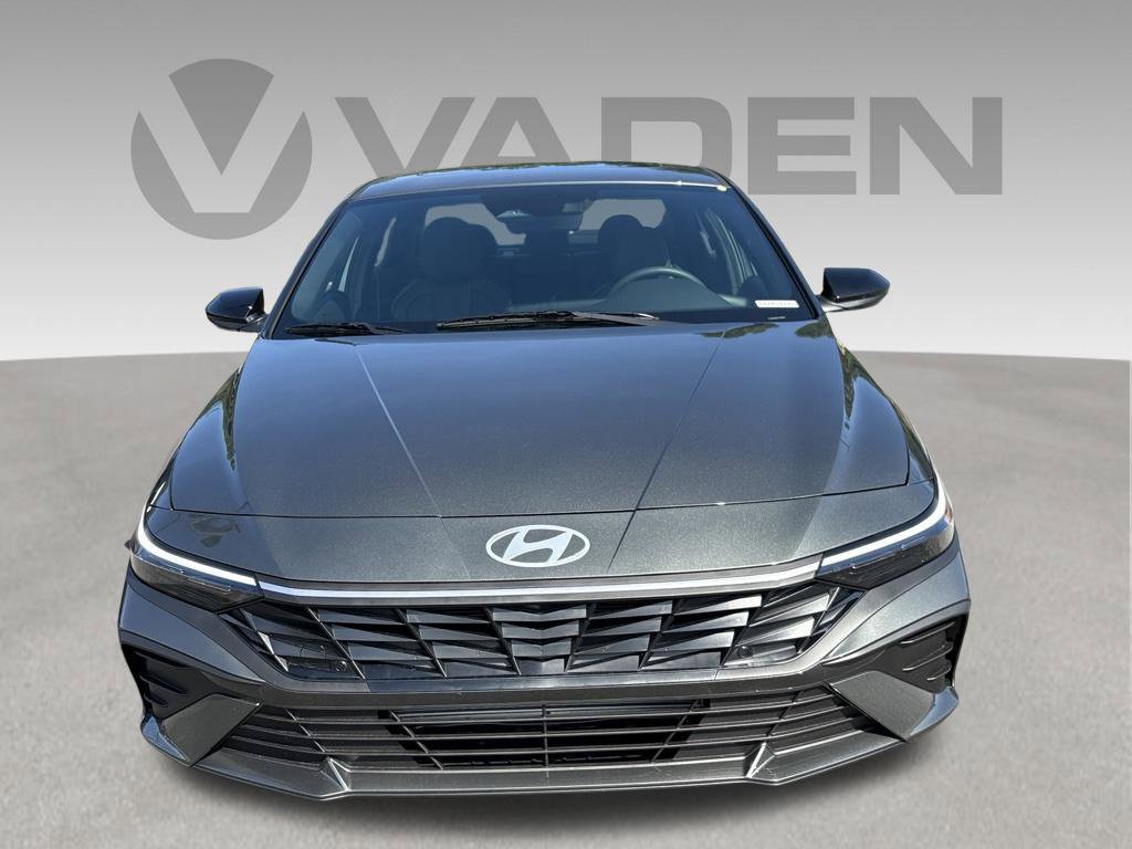 New 2026 Hyundai Elantra SEL Sport FWD image 9