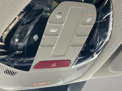 New 2025 Kia K4 EX image 30