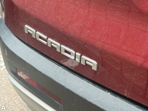 Used 2018 GMC Acadia SLT image 14