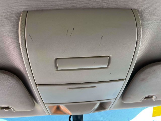 Used 2018 Dodge Grand Caravan SE w/ UConnect Hands-Free Group FWD image 30