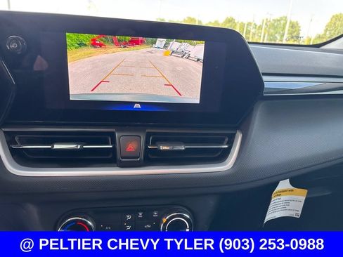 Used 2024 Chevrolet TrailBlazer LS w/ LS Convenience Package FWD image 13