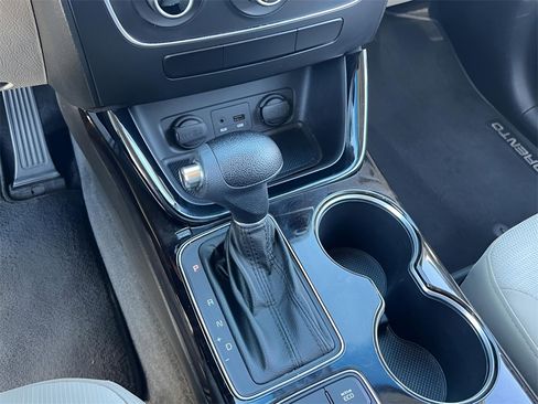 Used 2015 Kia Sorento LX image 26