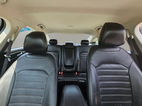 Used 2014 Ford Fusion SE w/ Equipment Group 202A FWD image 21