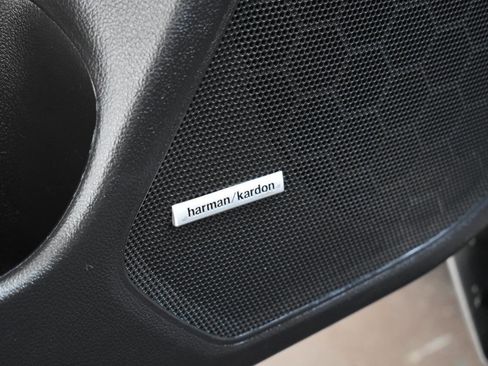 Used 2016 Subaru Outback 3.6R Limited image 34