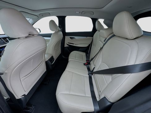 Used 2019 INFINITI QX50 Luxe w/ Cargo Package FWD image 16