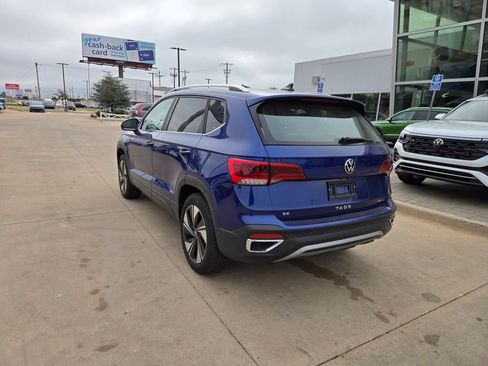 Used 2024 Volkswagen Taos SE AWD/4WD image 9