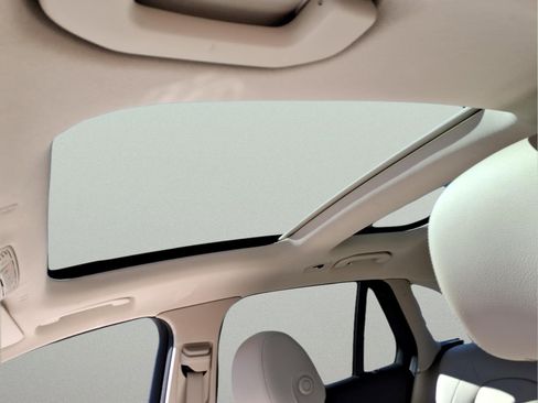 Used 2021 Mercedes-Benz GLC 300 4MATIC image 36