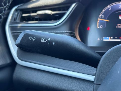 Certified 2024 Jeep Grand Cherokee Altitude AWD/4WD image 28