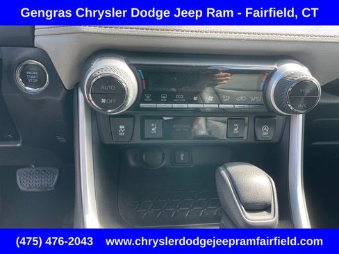 Used 2021 Toyota RAV4 XLE w/ Convenience Package AWD/4WD image 52