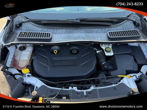 Used 2016 Ford Escape Titanium w/ Equipment Group 301A FWD image 13