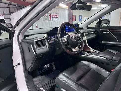 Used 2022 Lexus RX 350L FWD w/ Premium Package image 10