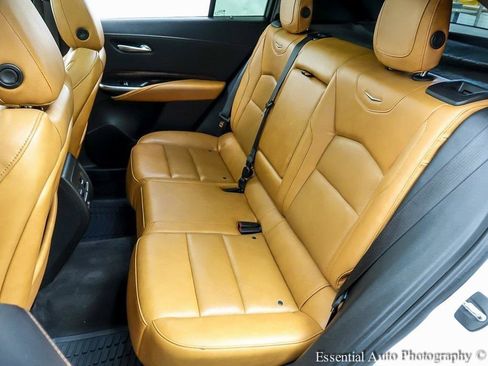 Used 2022 Cadillac XT4 Premium Luxury w/ Enhanced Visibility Package image 10