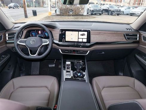 New 2026 Volkswagen Atlas SEL image 18