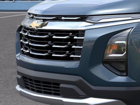 New 2027 Chevrolet Equinox LT FWD image 13