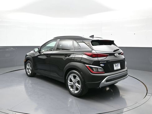 Certified 2022 Hyundai Kona SEL w/ Convenience Package FWD image 8