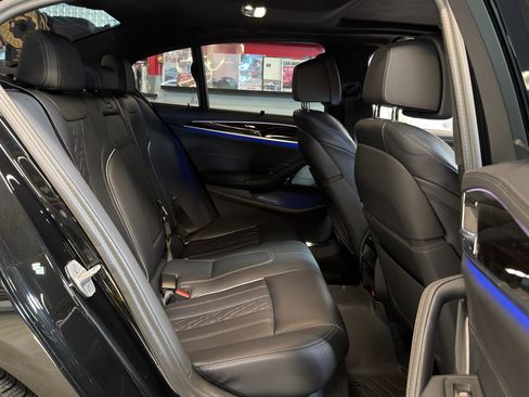 Used 2023 BMW M550i xDrive M550i xDrive w/ Executive Package image 23