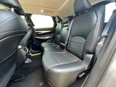 Used 2021 INFINITI QX50 Luxe AWD/4WD image 17